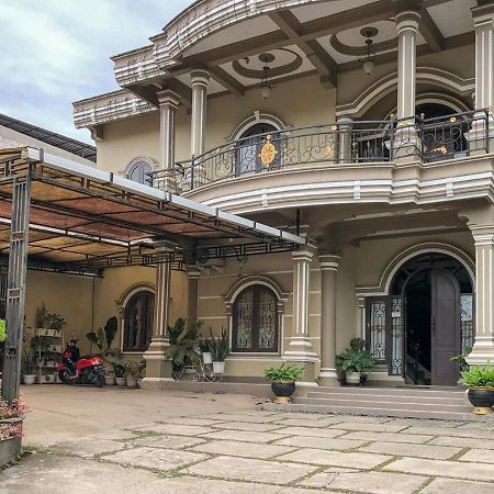 Sinar Hotel Enrekang Kültér fotó