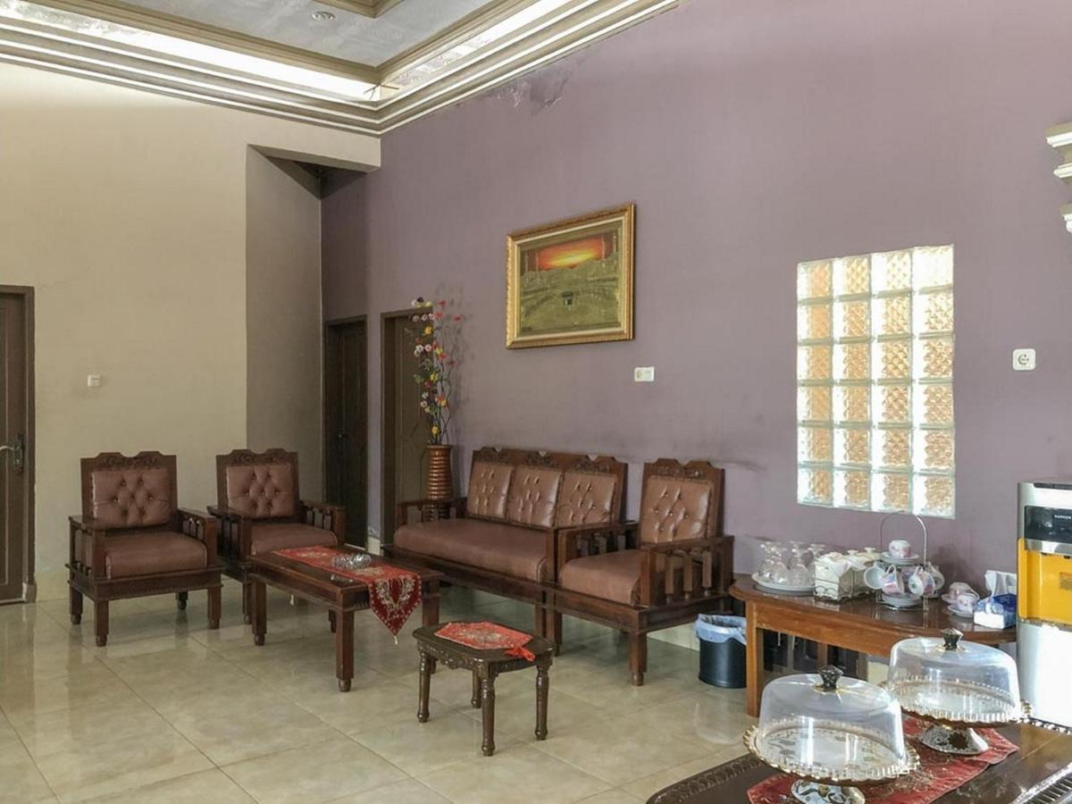 Sinar Hotel Enrekang Kültér fotó
