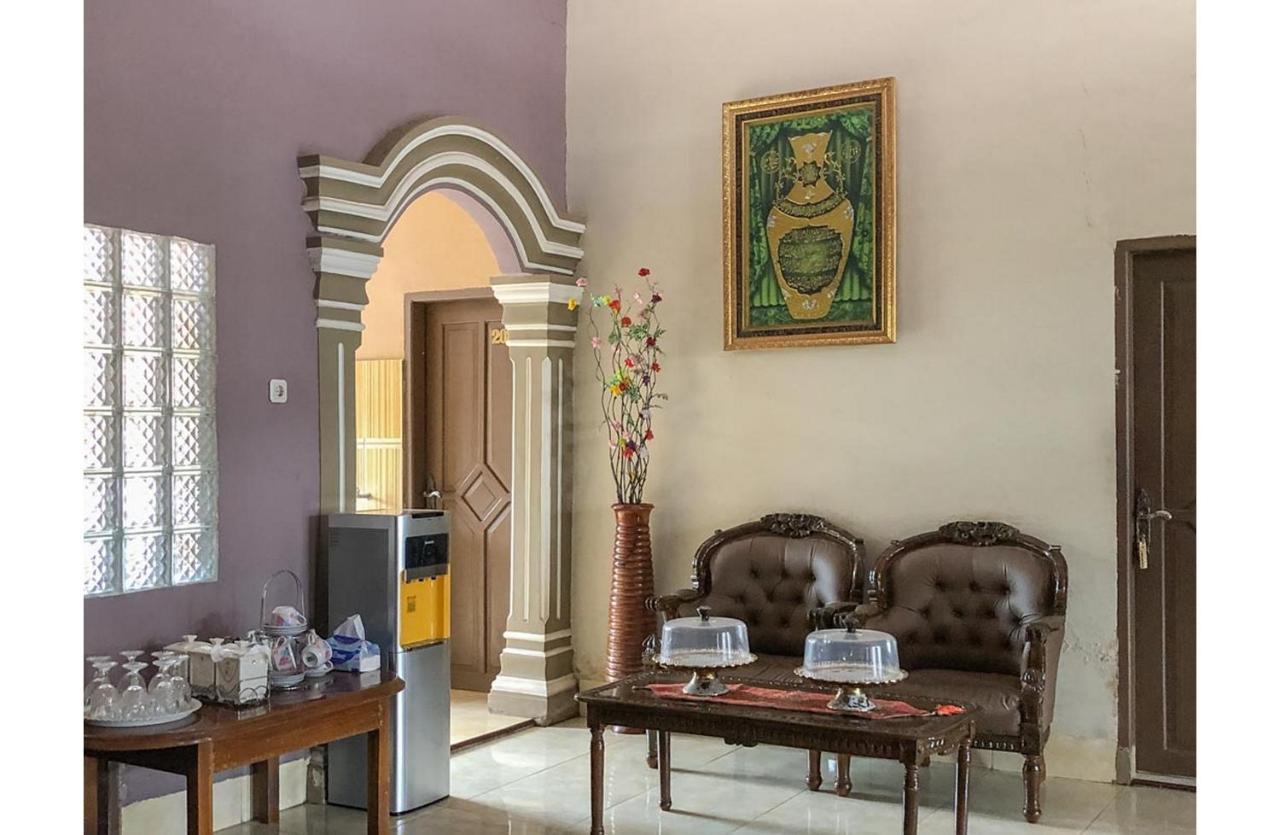 Sinar Hotel Enrekang Kültér fotó